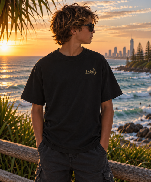 Snapper Rocks / Essential Cotton T-Shirt